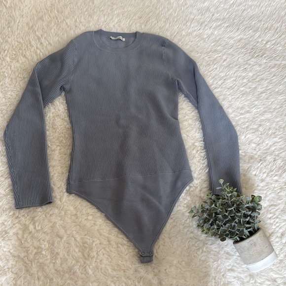 Abercrombie Long-Sleeve Ottoman Crew Bodysuit - Picture 2 of 4